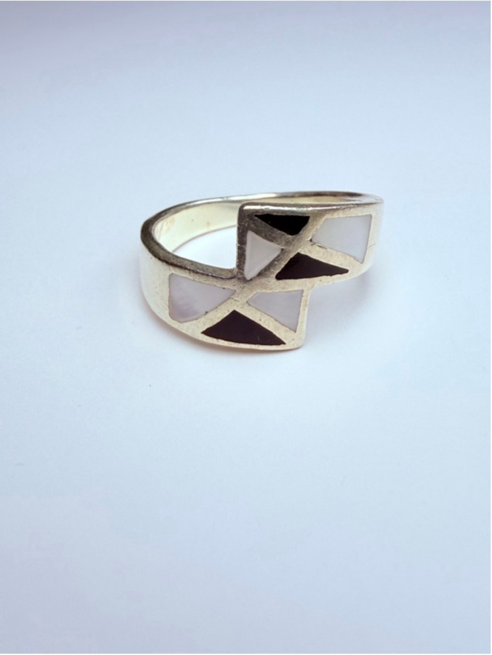 Harlequin MOP & Onyx Inlay 925 Sterling Silver Stacked Bypass Vintage Ring
